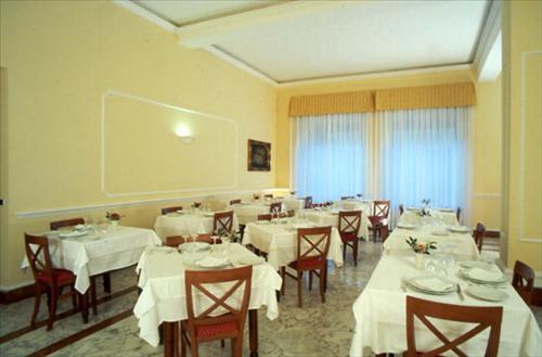 Hotel Reale Fiuggi Restaurant foto